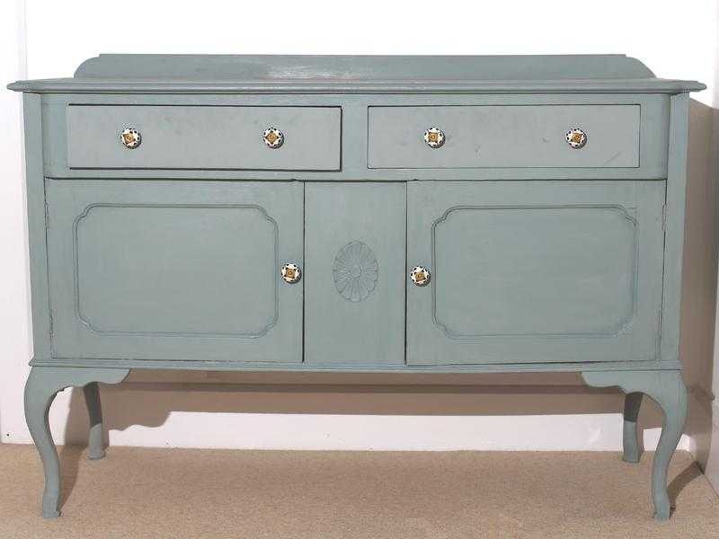 Shabby Chic Sideboard Pistachio color