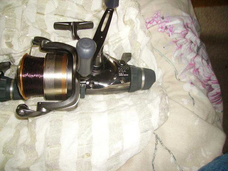 shimano 10000 xtea super baitrunner reel x2