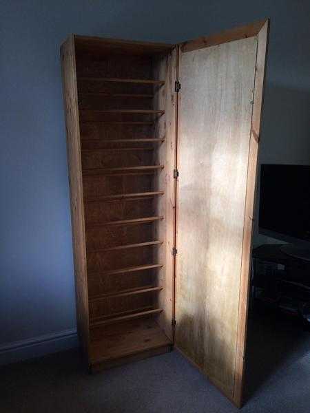 Shoe cupboard with mirror