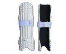 Shop the most reliable cricket Batting Pads Online at Splay UK