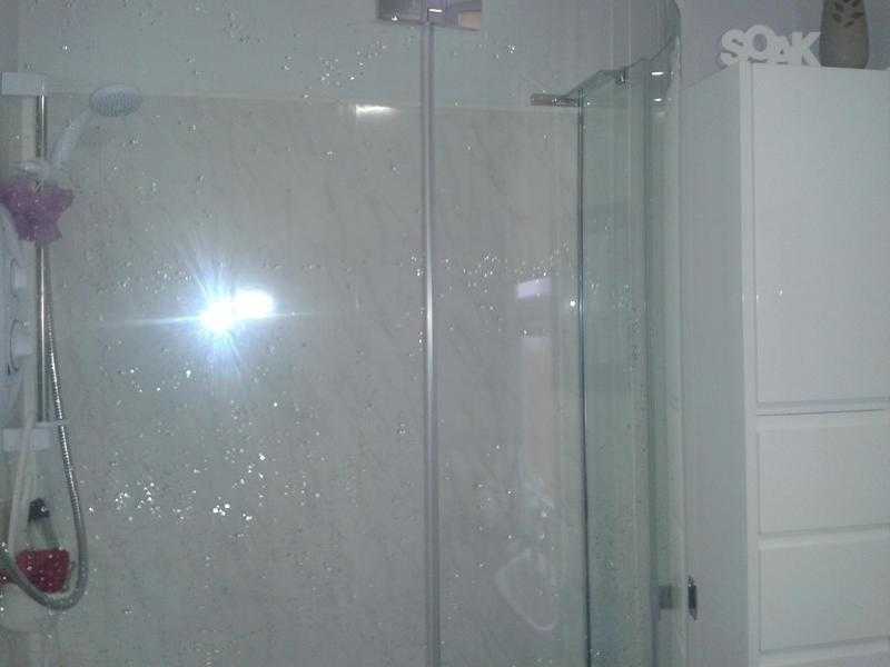 Shower enclosure