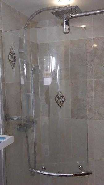 shower tray and enclosure
