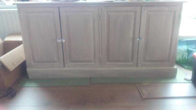 sideboard