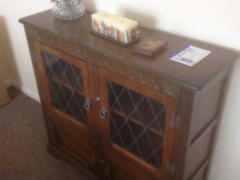 Sideboard glass fronted