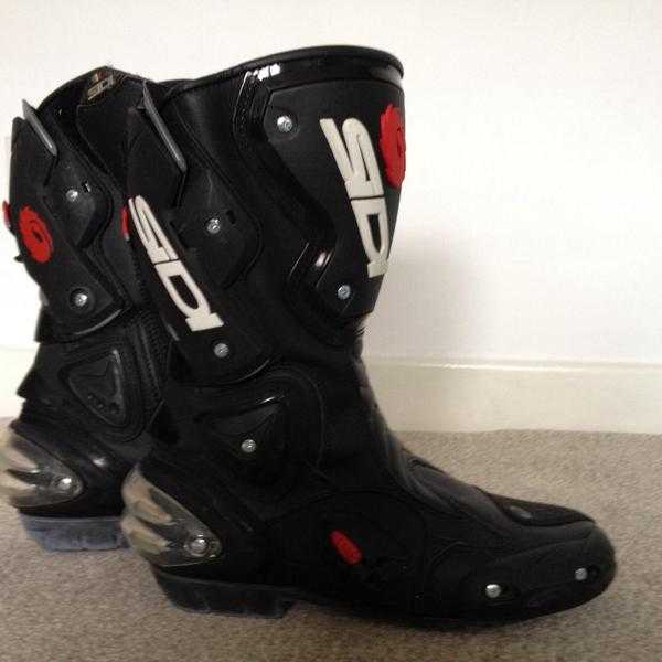 Sidi motorcycle boots excelent condition size 7UK