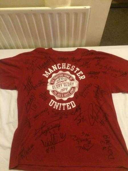 Signed man u t-shirt paraguay team