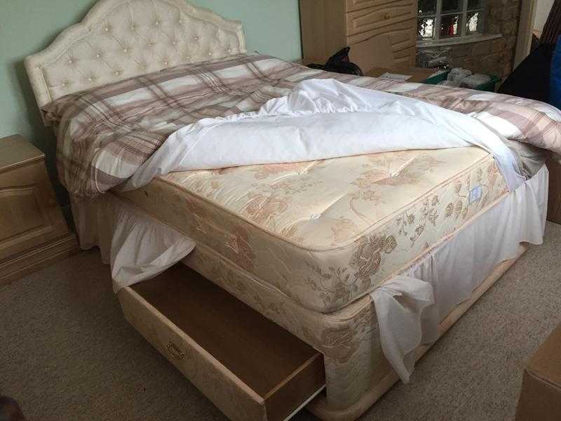 SILENTNIGIHT Double Divan BED