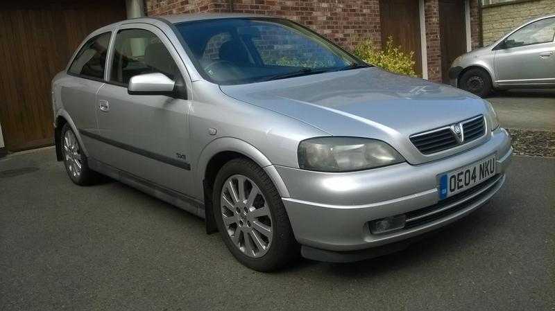 Silver-04 Model Astra SXI 16V 1598CC Petrol