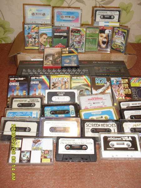 SINCLAIR ZX SPECTRUM 2 128 CONSOLE  GAMES