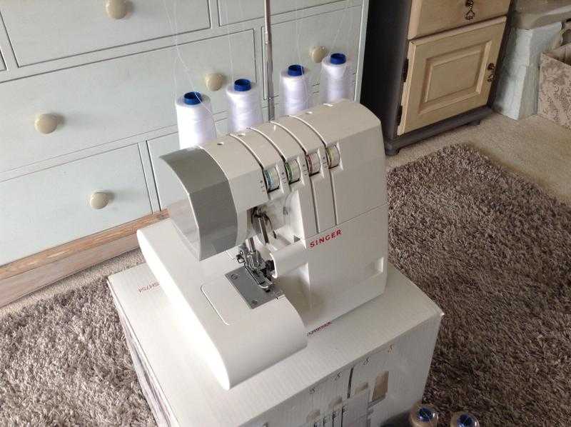 Singer Overlocking Sewing Machine