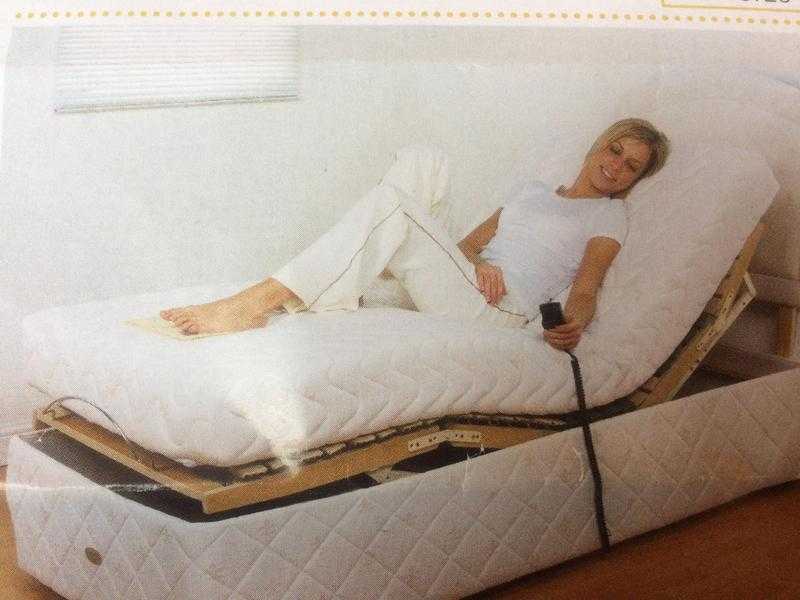 Single adjustable profiling bed with memory mattress