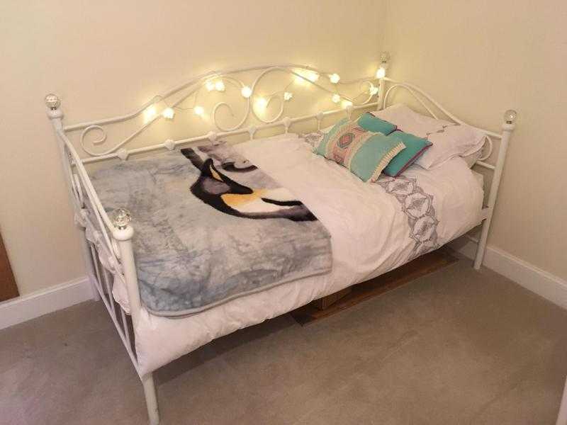 Single Bed with Mattress