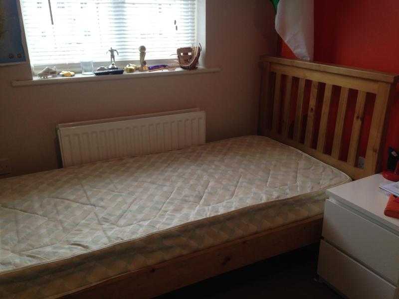 Single bed with mattress