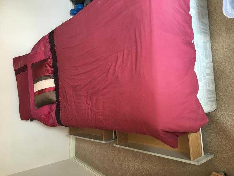 Single bed with storage drawers and mattress