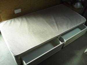 single divan