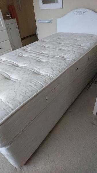Single divan bed