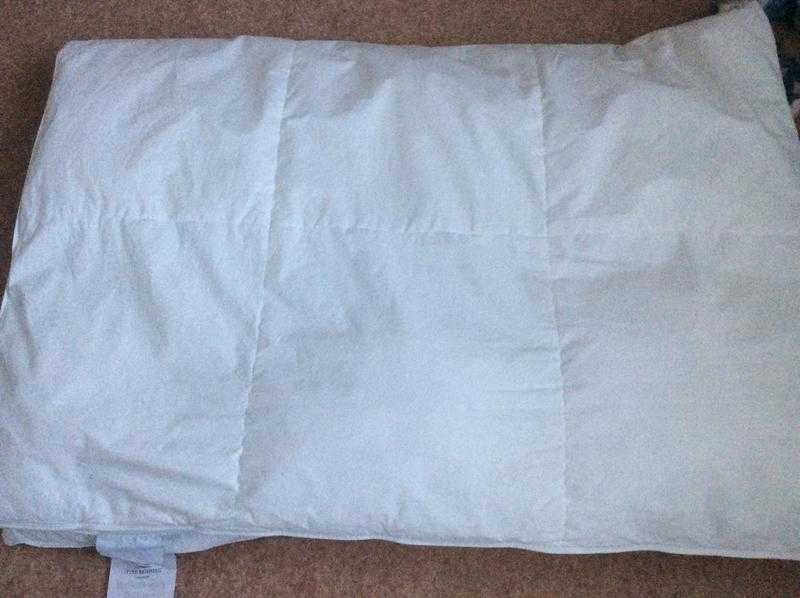 SINGLE DUCK FEATHER amp DOWN DUVET 9 TOG IN EXCELLENT CONDITION FRESHLY LAUNDERED