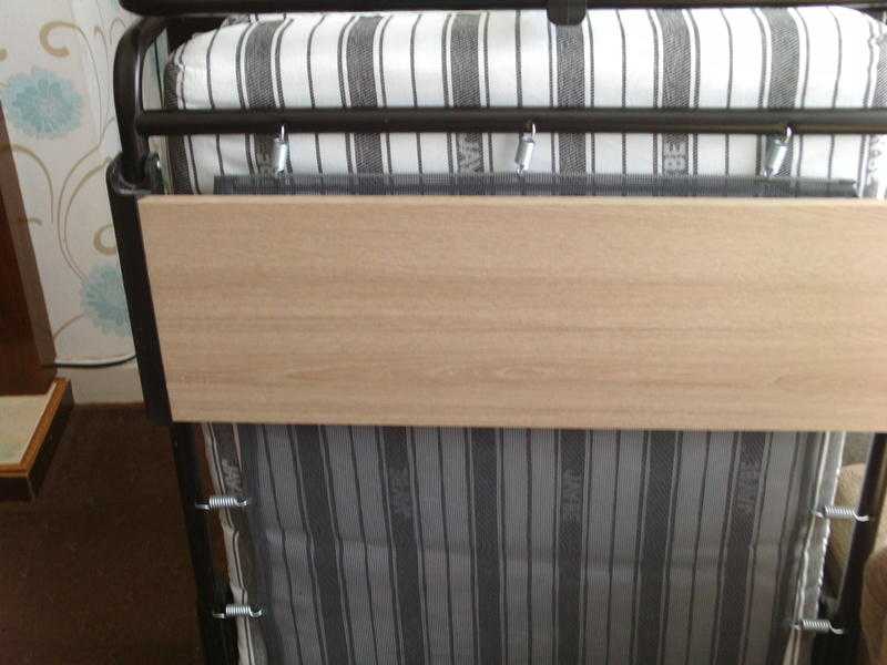 single jaybe folding bed with headboard