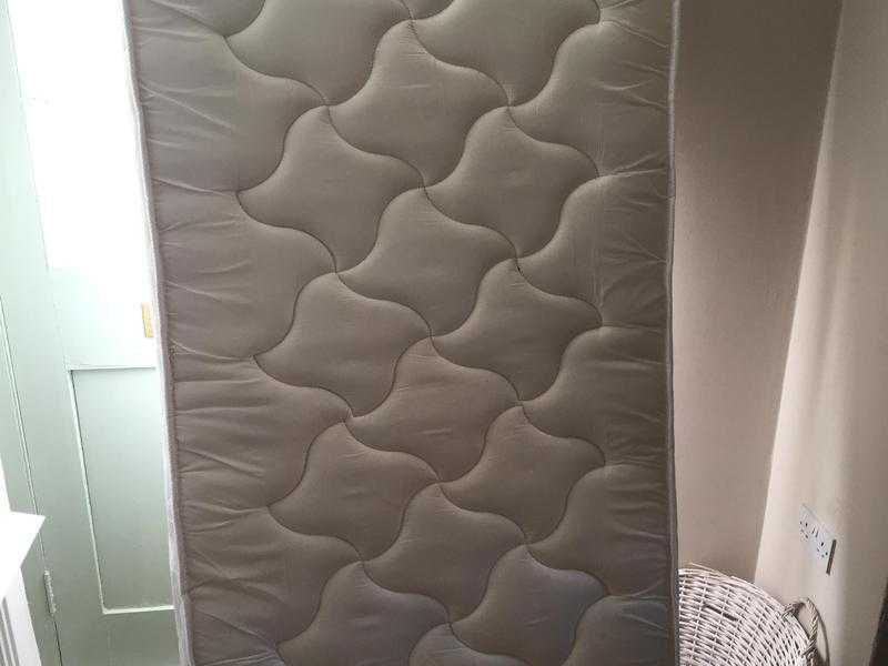 Single mattress