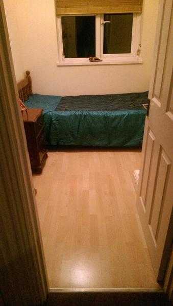 Single room for rent in Crawley