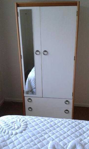 Single Wardrobe