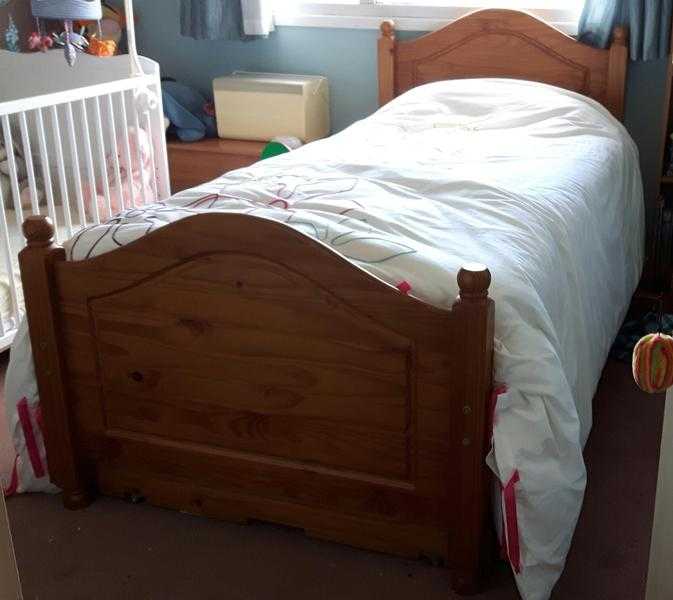 SingleDouble wooden bed 100 ONO