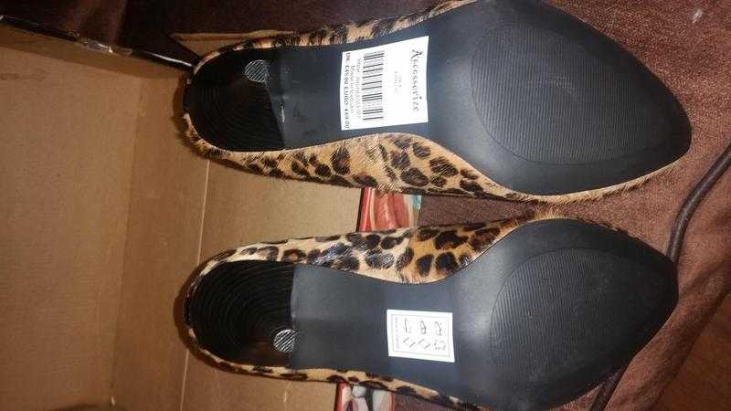 Size 4 never worn, leather upper, leopard print Accessorize shoes