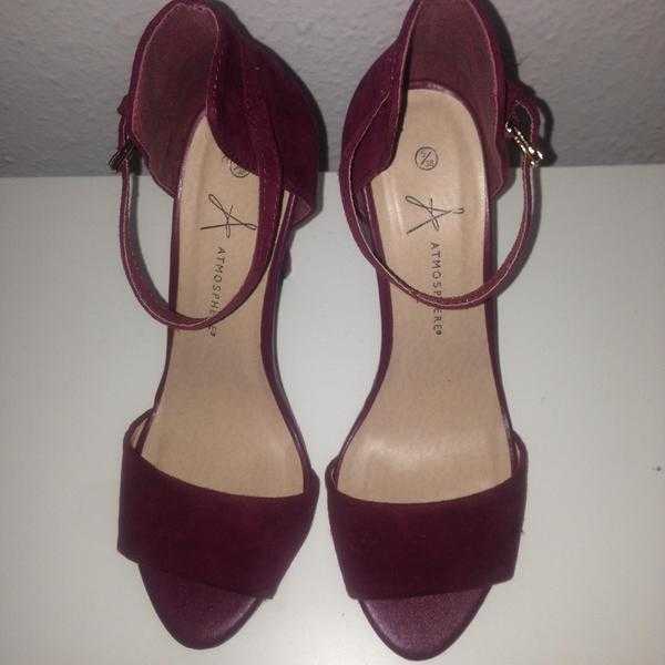 Size 5 Maroon High Heels