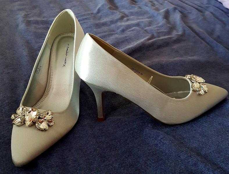 Size 5 Silver with Diamante shoes - brand new never worn