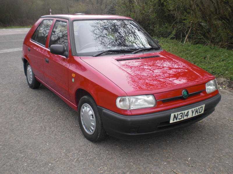 Skoda Felicia LXI Plus.ONE LADY OWNER. 43000 MILES. 1995