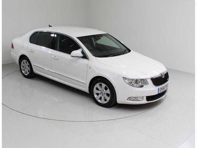 Skoda Superb 2011