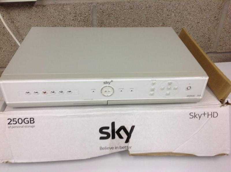 SKY Satellite Receiver With Remote Control amp Power Lead