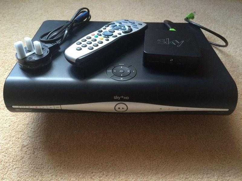 SKYHD BOX PLUS WIRELESS WIFI CONNECTOR, PLUG AND REMOTE CONTROL  No low offers