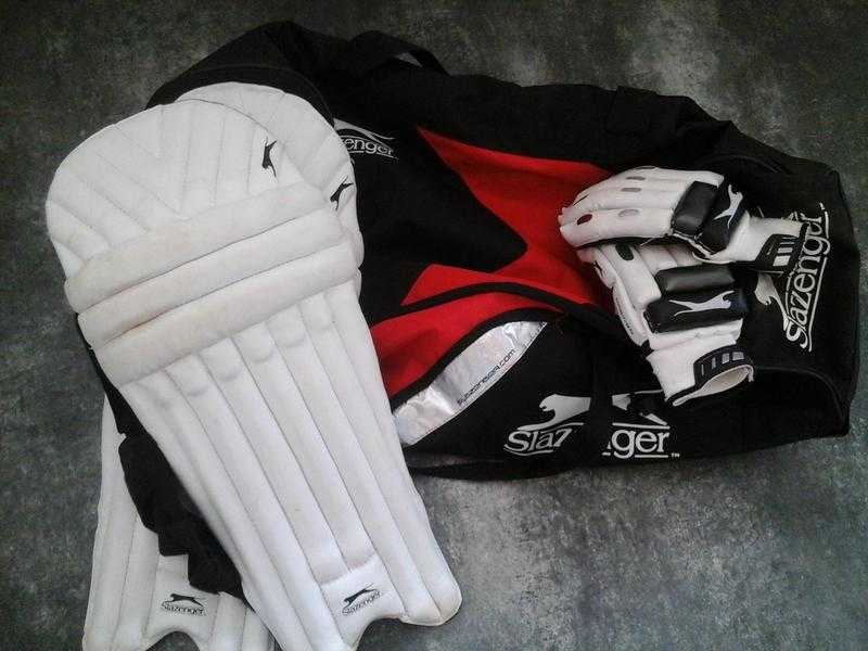 Slazenger cricket Bag