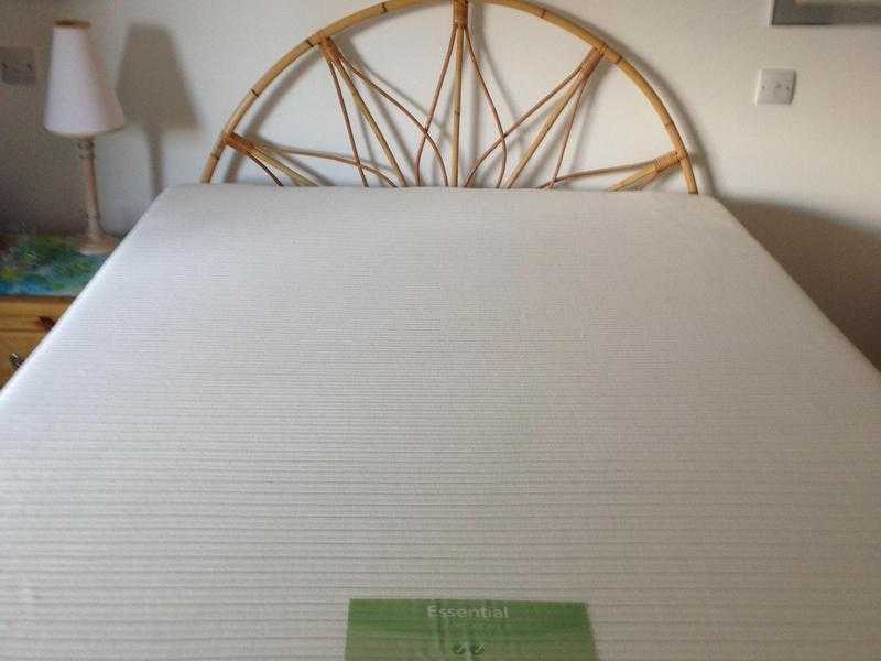 Sleep Right Double Memory Foam Mattress in Good Condition