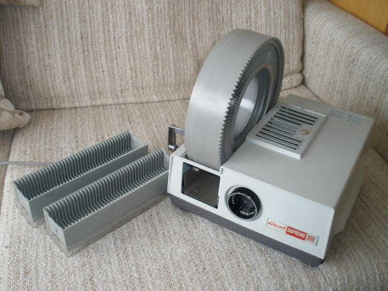 Slide Projector for 35mm slides