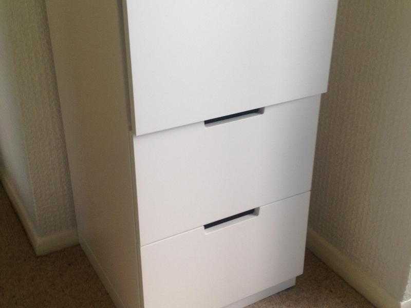 Small chest of drawers