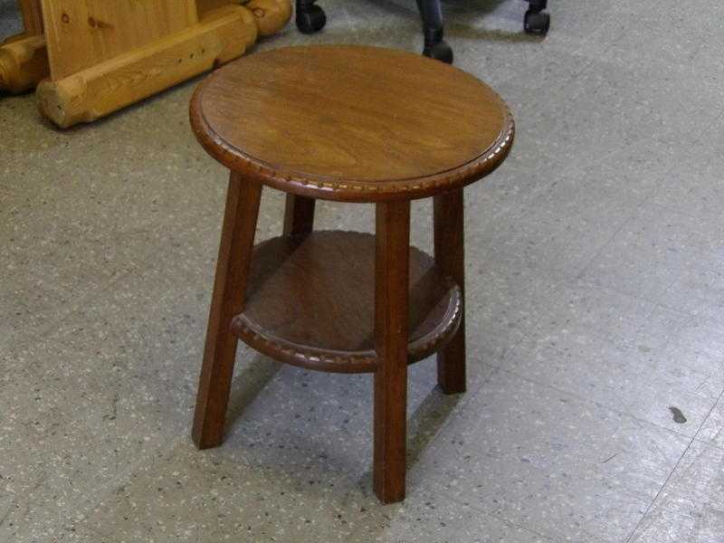 Small Circular Side Table - Perfect For Painting