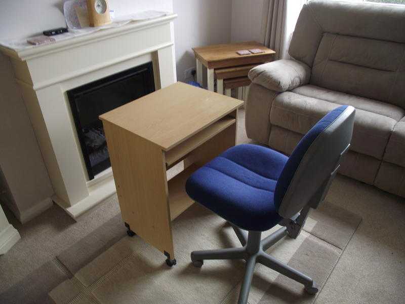 Small Computer Desk amp Chair for Sale