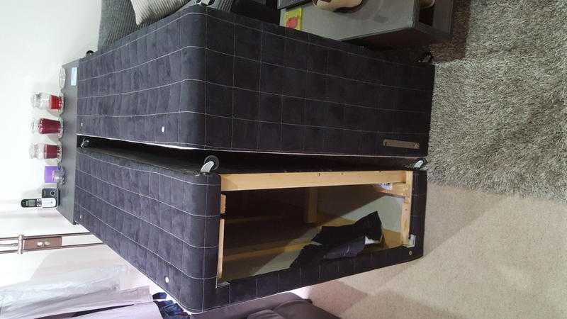 Small double divan (4039 0quot x 6039 3quot), with 2 drawers and mattress