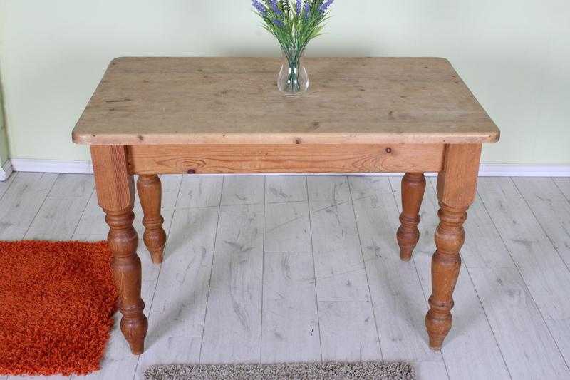 SMALL RUSTIC SOLID PINE KITCHEN TABLE AGED  WAXED FINISH - CAN COURIER