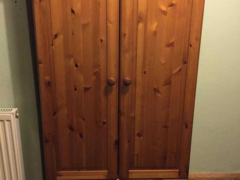 Small Solid Pine 2 Door Wardrobe with 2 Drawers