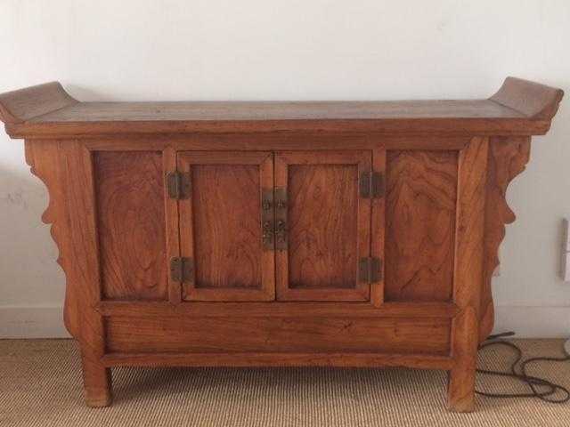 Small wooden sideboard with two small front doors