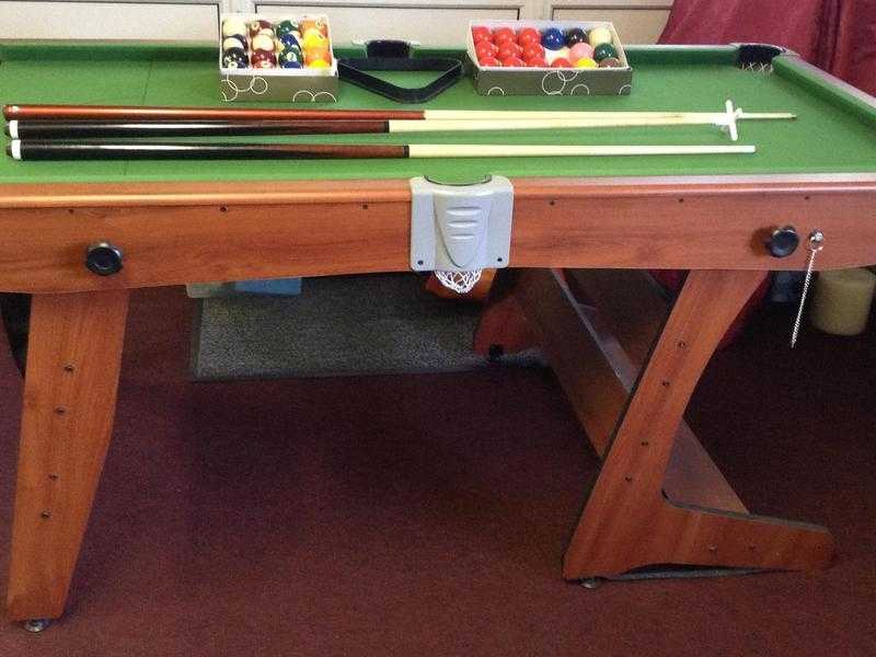 SnookerPool Table 6ft with accessories