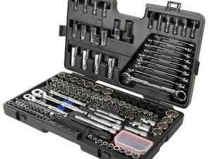 socket and spanner set