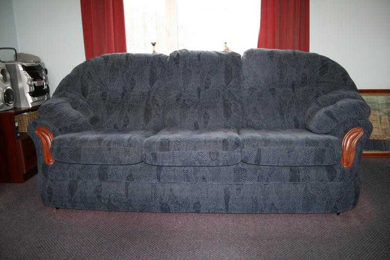 Sofa suite, 3 seat sofa and 2 single chairs