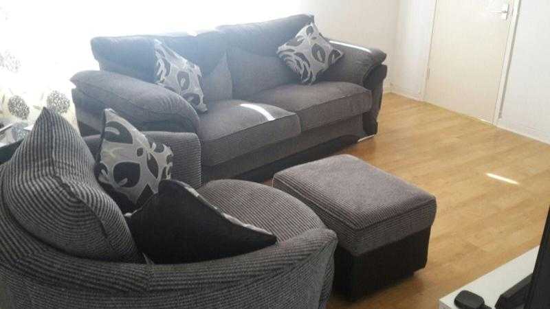 Sofa Works 3 piece suite excellent condition