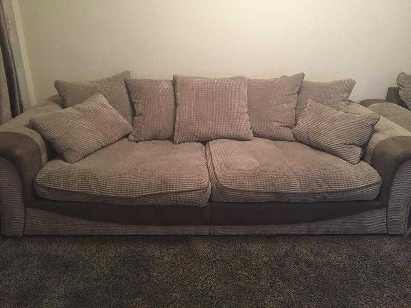 Sofology 4seater grand sofa and snuggler