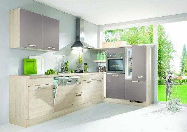 Solid and Designer Wood Kitchens from illya Kitchens