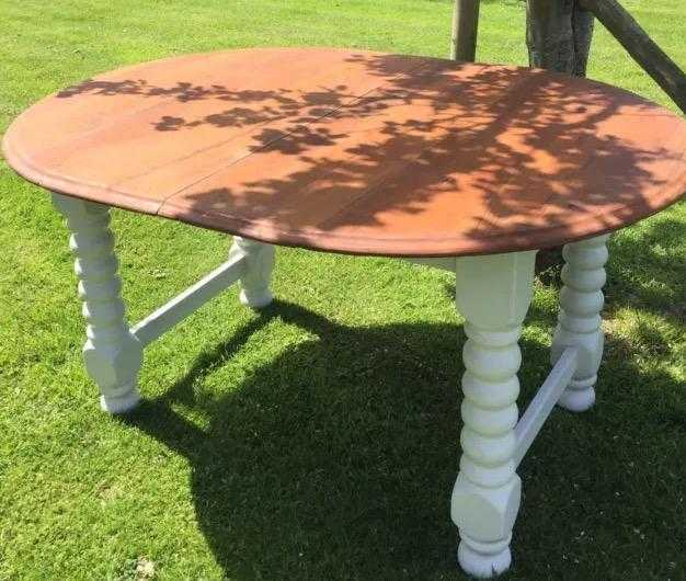 Solid Antique 4 Seater Oval Table